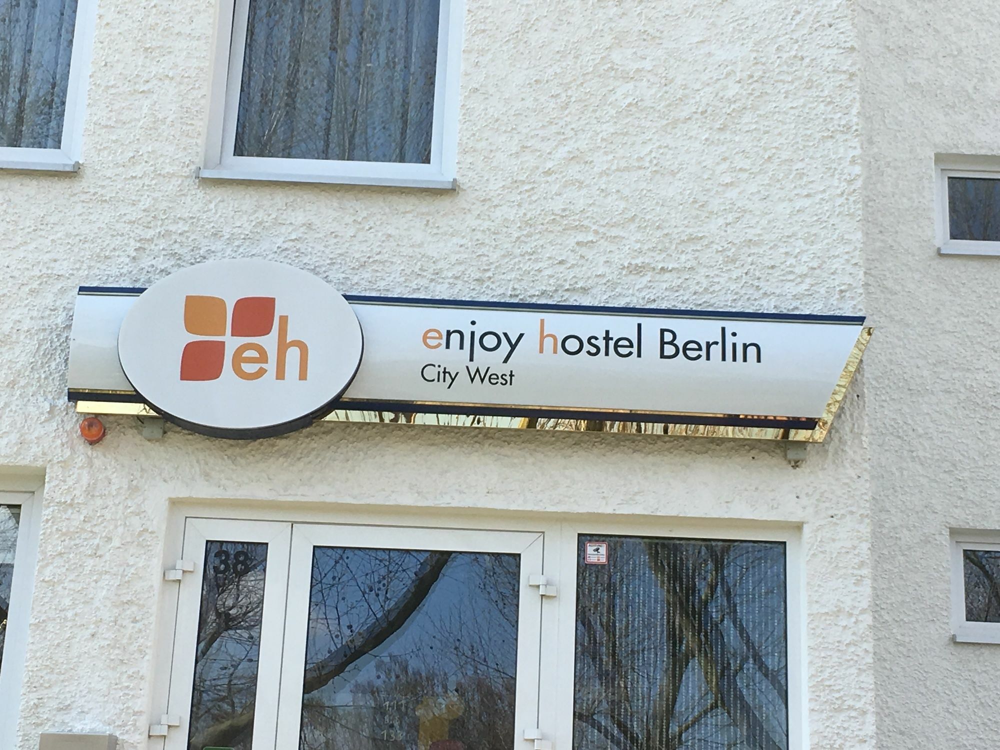 Enjoy Hostel Berlin City West Exterior photo